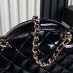 Chanel underarm bag - Image 4