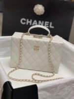 CHANEL24K autumn and winter new product makeup bag