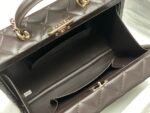 CHANEL 24K autumn and winter new product makeup bag - Image 7
