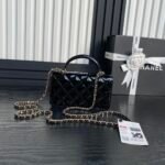 Chanel underarm bag - Image 2