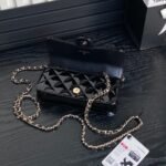 Chanel underarm bag - Image 7