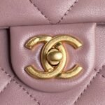 Chanel sheepskin underarm bag - Image 3