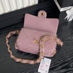 Chanel sheepskin underarm bag - Image 7
