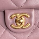 Chanel sheepskin underarm bag - Image 3