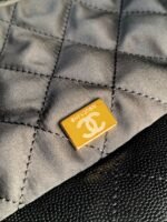 Chanel lychee leather handbag - Image 9