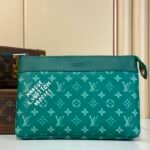 POCHETTE VOYAGE SOUPLE Handbag