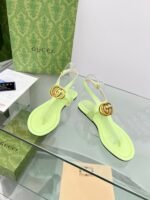 GUCCI's latest flip-flops - Image 3