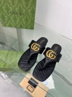 GUCCI's latest flip-flops - Image 4