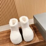 Balenciaga's new winter boots Alaskan ankle boots
