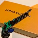 Louis Vuitton Green Colored Diamond Necklace - Image 3