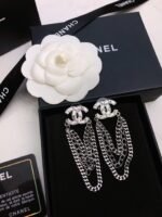 CHANEL's new tassel earrings - Image 2