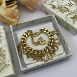 Dior set new necklace bracelet - Image 5