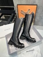 The new Balenciaga boots - Image 3