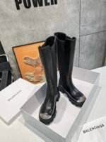 The new Balenciaga boots - Image 6