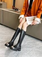 The new Balenciaga boots - Image 8