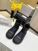 Balenciaga's new snow boots - Image 5