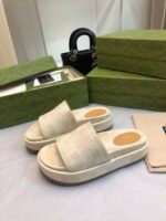 GUCCI summer's latest limited edition platform slippers - Image 7