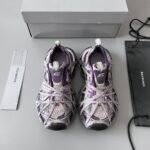 The latest ten generation lace-up running shoes from Balenciaga