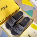 Fendi's new wedge sandals - Image 6