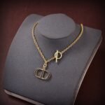 Dior's new DIOR necklace - Image 3