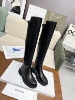 New stretch boots from Balenciaga