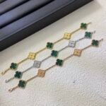 Van Cleef&Arpels Golden Peacock Green Bracelet with Five Flowers