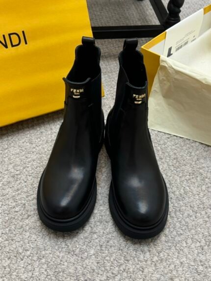 Fendi's new high-top round toe boots