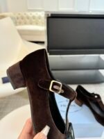 Prada chunky heels and bow Mary Jane shoes - Image 9